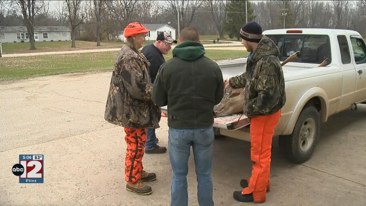 DNR Reminds Hunters To Report Their Deer To The DNR | Video | Abc12.com