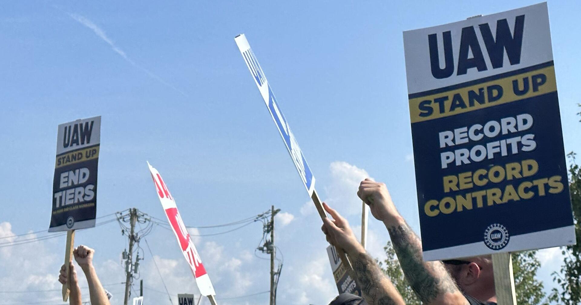 Employees at Alabama Mercedes plants vote 56% against unionizing - Vimarsana News