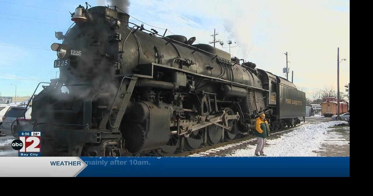 Last weekend for Owosso's Polar Express train ride News