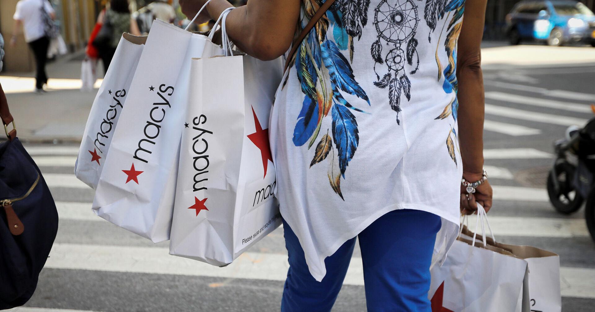 Shoppers are pulling back at Macy's and Kohl's - Vimarsana News