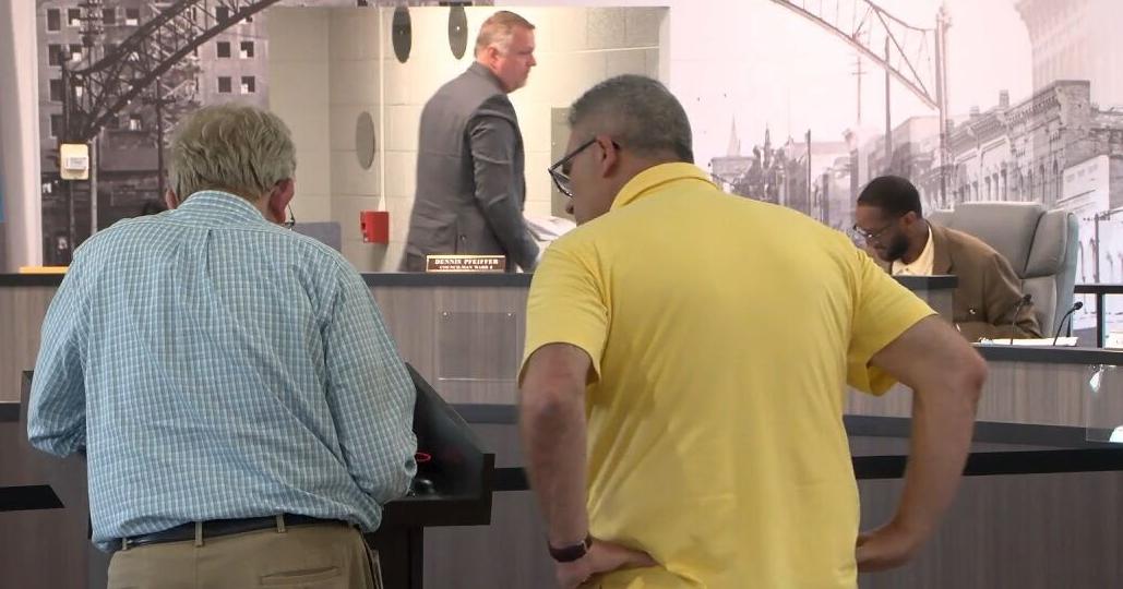 Flint City Council unanimously approves balanced budget | Local | abc12.com