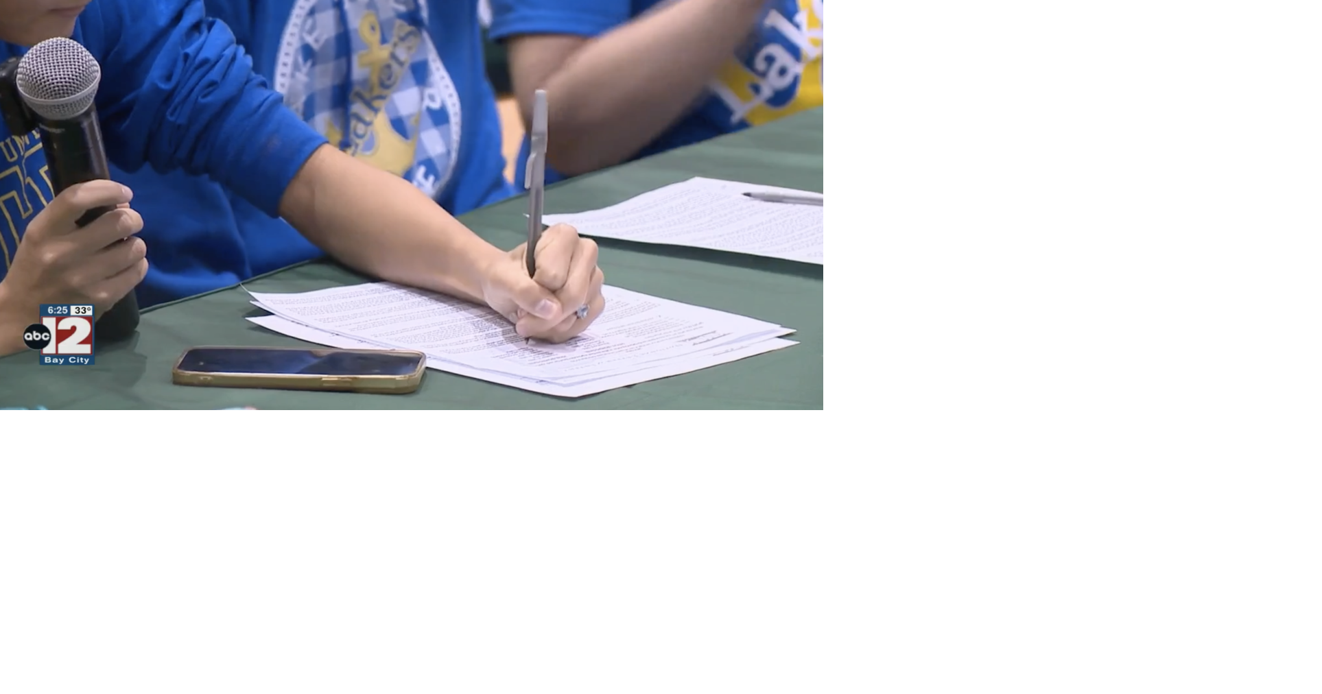 Two Genesee Wolves sign to run cross-country at Lake Superior State ...