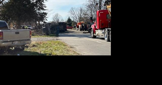 Two injured in Tuscola County crash involving sugar beet truck - Vimarsana News