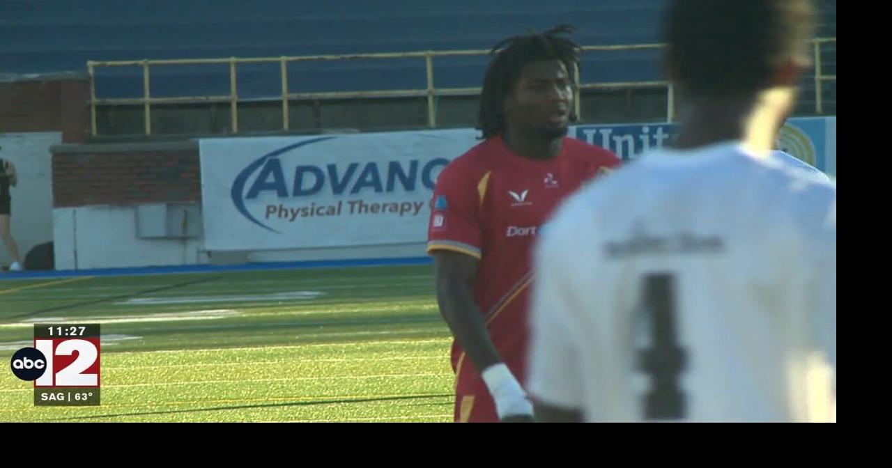 Phillip scores two goals to help Flint City Bucks defeat Steel City FC in USL2 Playoffs, 4-3