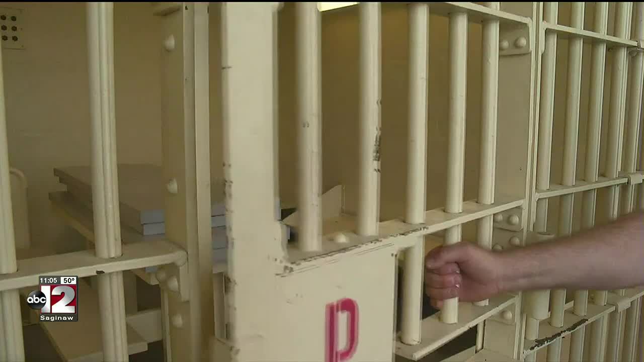 Saginaw County jail seeing a COVID surge among inmates | News | abc12.com