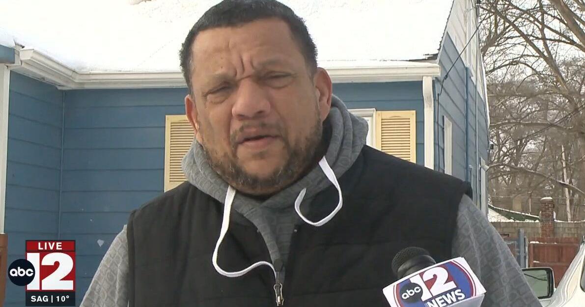 Saginaw man alleges excessive force as police Taser son, but MSP says ...