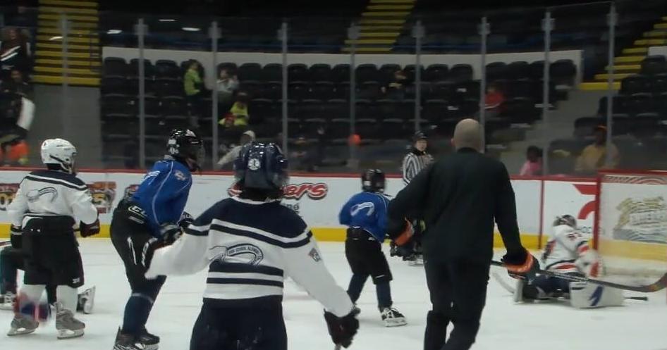 Flint kids shine in debut hockey match at Dort Financial Event Center