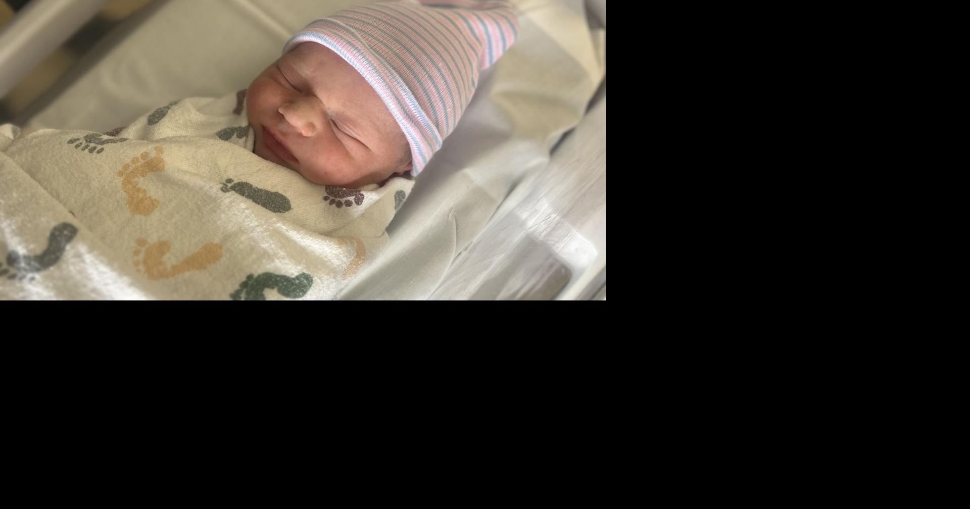 Henry Ford Genesys Hospital welcomes first baby of 2026 | Local | abc12.com