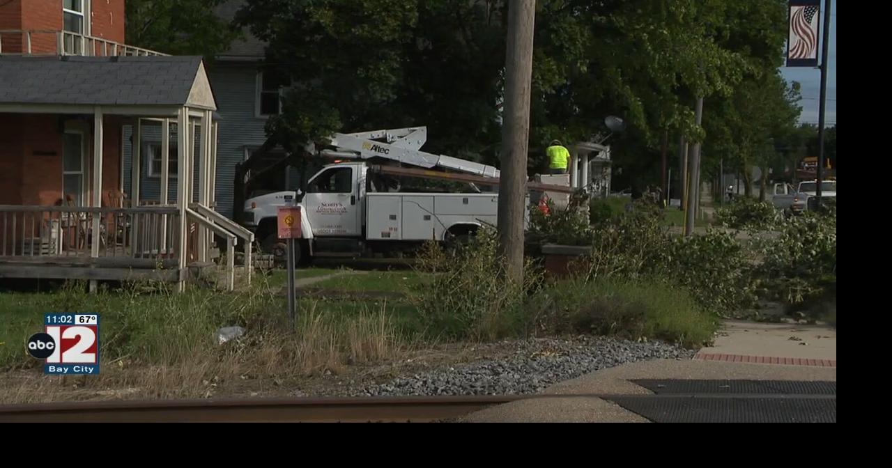 Cleanup continues two days after tornado strikes city of Perry