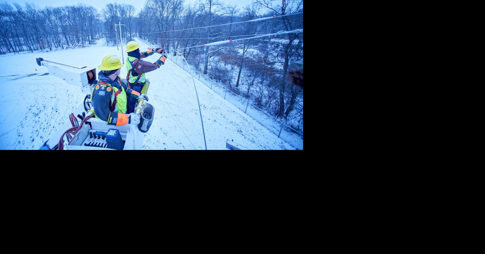 Consumers Energy crews mobilize as winter weather returns