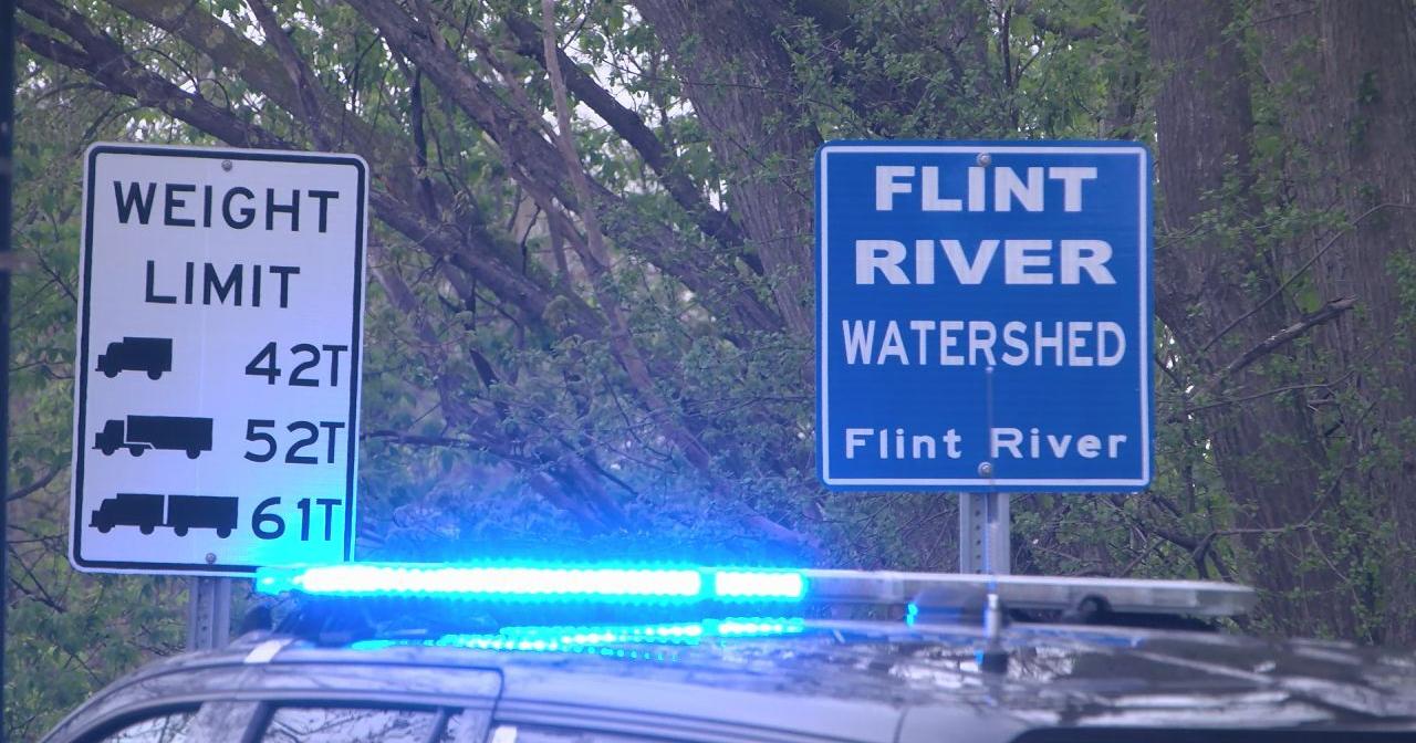 Crews continue search for girl in Flint River; boy drowns Saturday - Vimarsana News