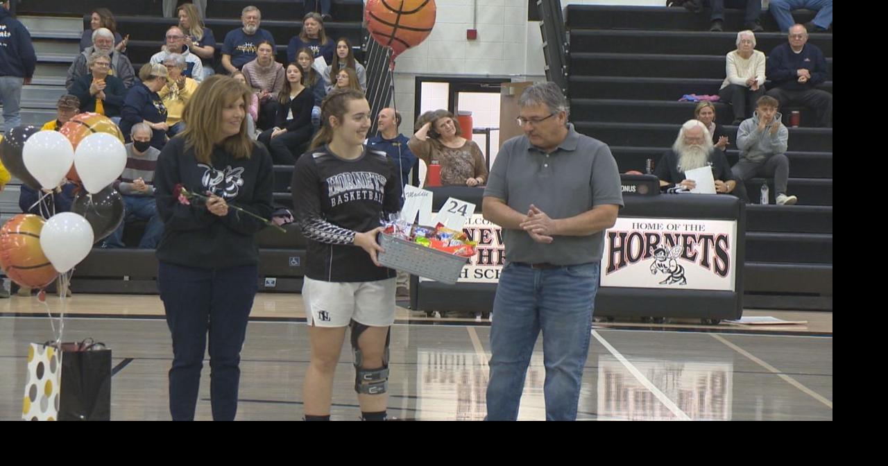 HS Girls Hoops OvidElsie at New Lothrop Sports