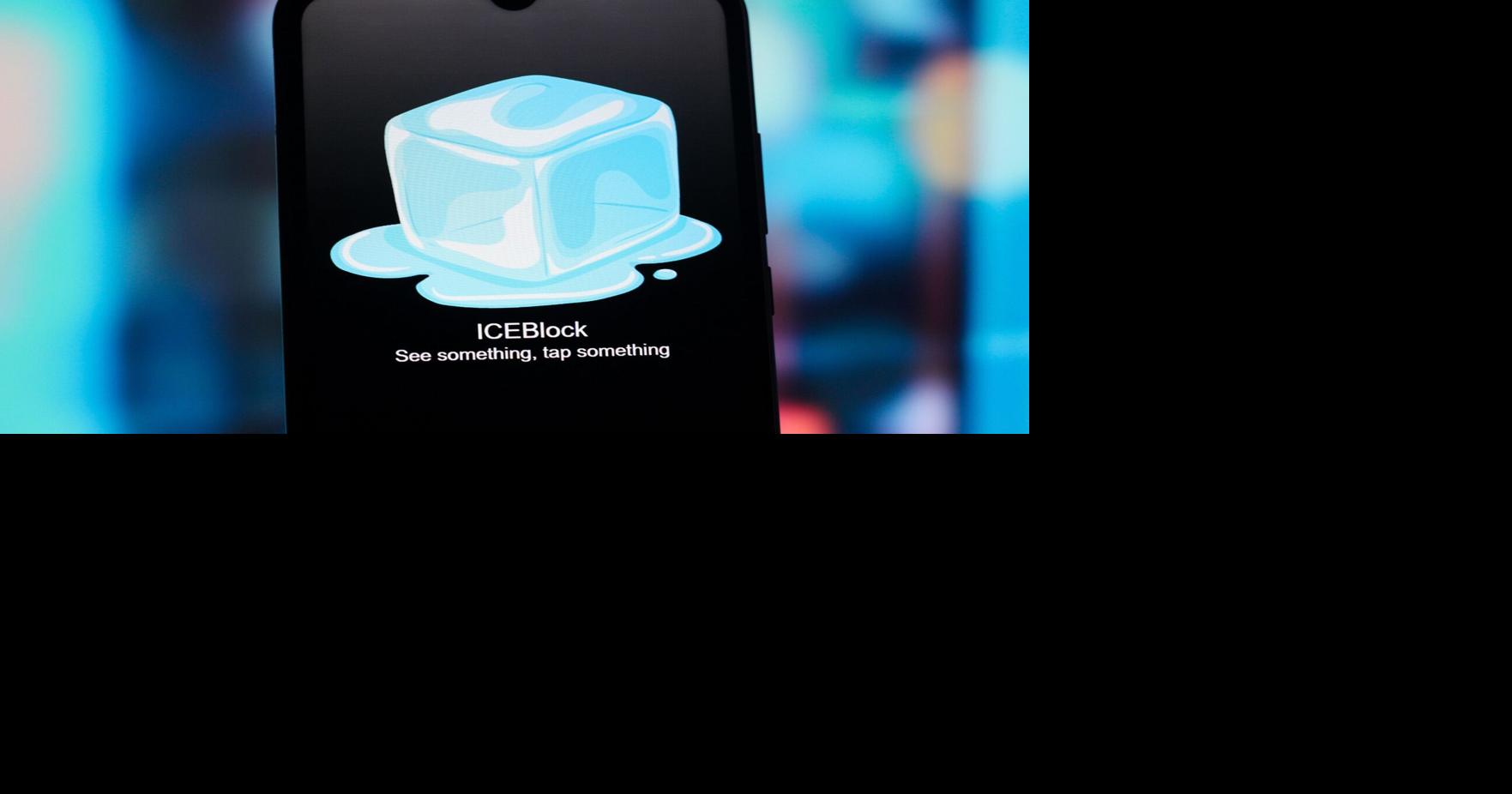 Photograph accompanying Lawmaker says Apple worked with the Trump administration to pull ICE-tracking apps