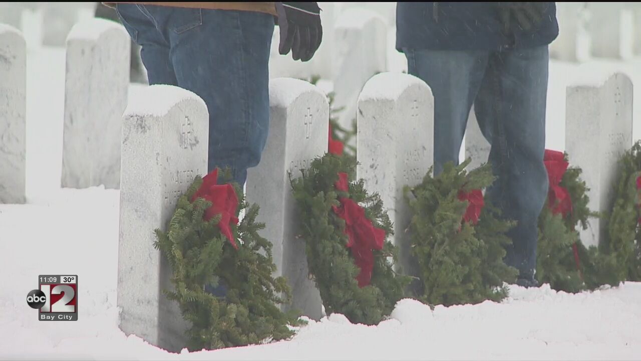 Photos - Wreaths Across America