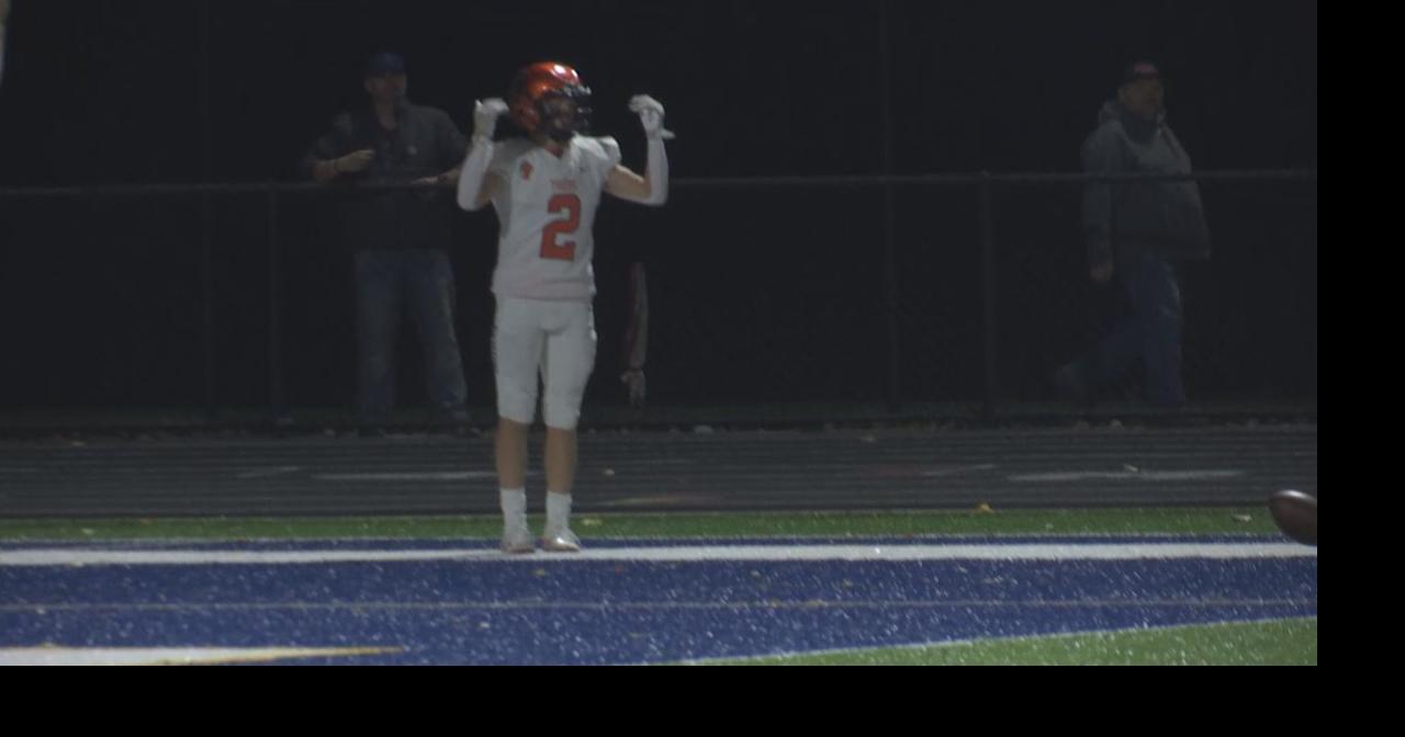 D3 District Semifinal Fenton's season comes to an end against DeWitt