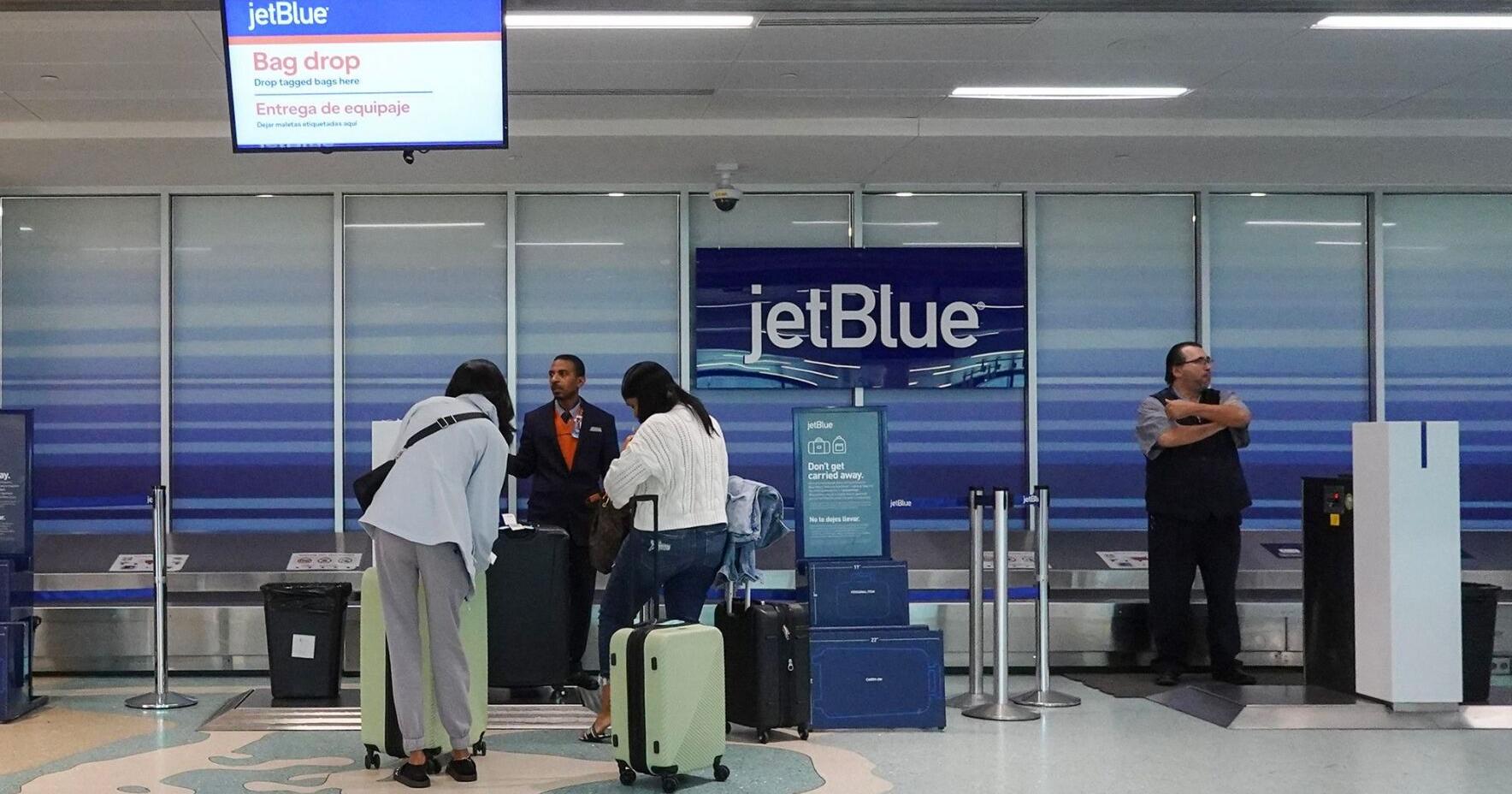 JetBlue's new checked bag fees now depend on the day | National - Vimarsana News