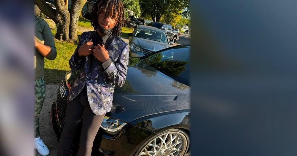 Parents grieve 17-year-old son killed in Flint: