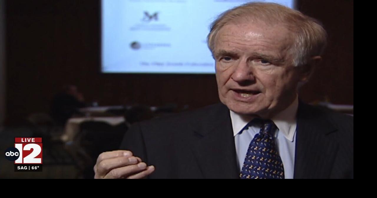 Donald Riegle, who represented Michigan in Congress, dies at 88 | Video ...