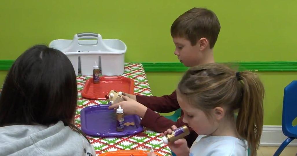 Cookies and crafts delight kids at Flint Children’s Museum with Santa