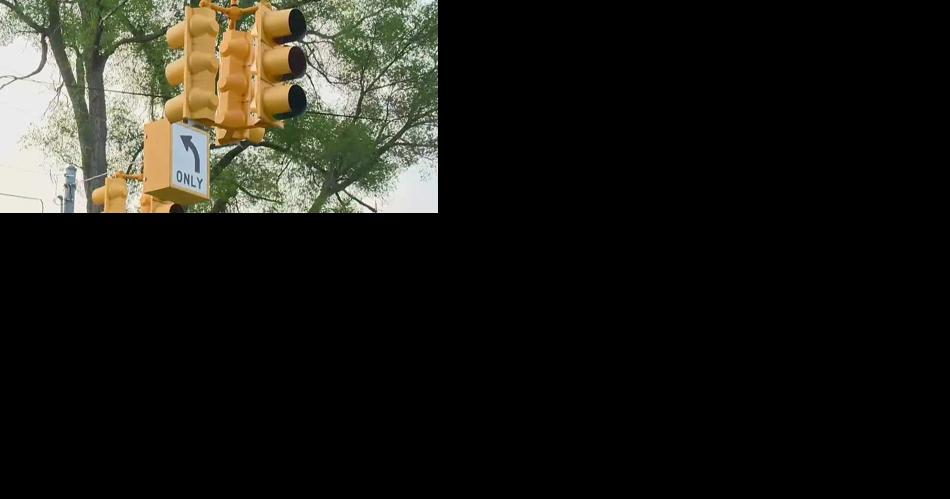 An innovation that's saved countless lives: 100 years of traffic signal | National - Vimarsana News