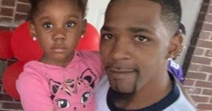 Father severely burned while rescuing kids from fire; 5-year-old dies ...