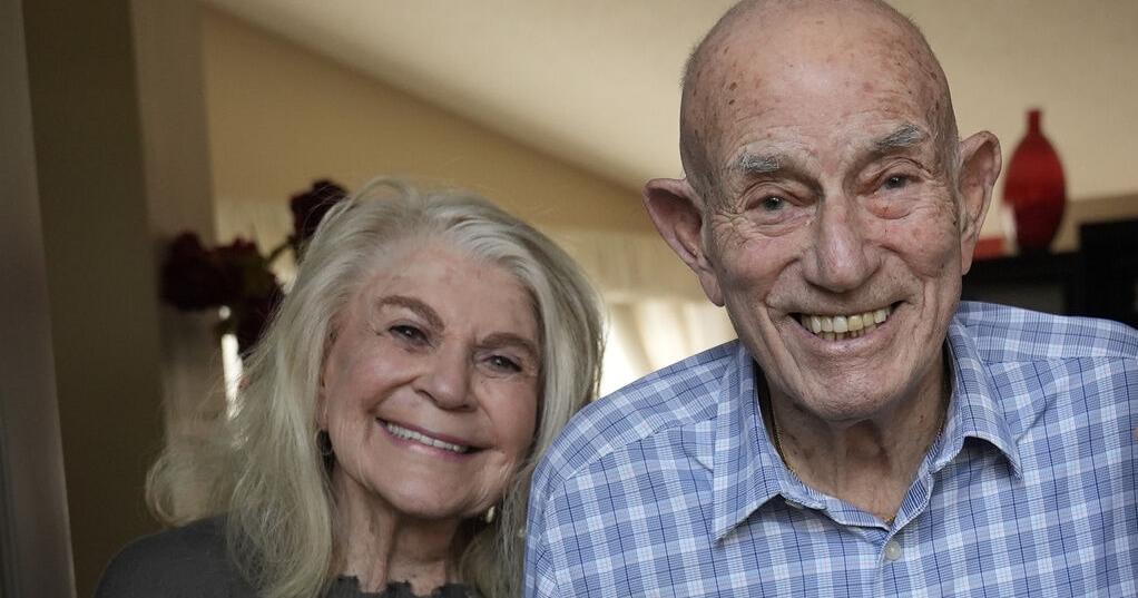 80 years after D-Day, veteran plans to marry on Normandy beach - Vimarsana News