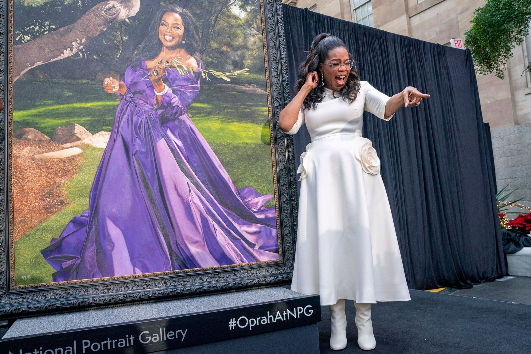 Oprah Winfrey Sheath Evening Dresses V Neck Long Sleeves Sweep Train Plus  Size Red Carpet Runway Evening Dresses Robes De Soirée Custom From  Nanaking123, $99.2 | DHgate.Com