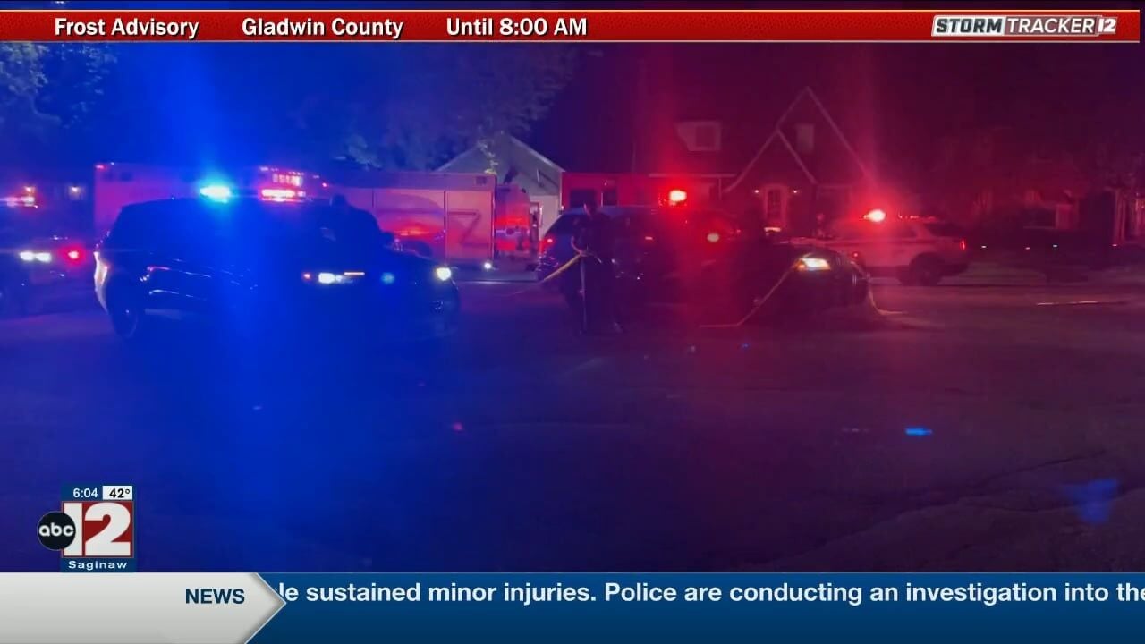 34-year-old Woman Dead, Two Others Injured From Saginaw Crash | Local ...