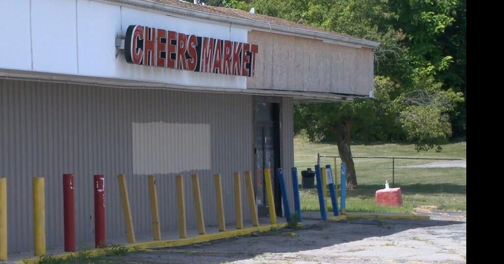 No liquor license approved yet for former Cheers Market in Flint