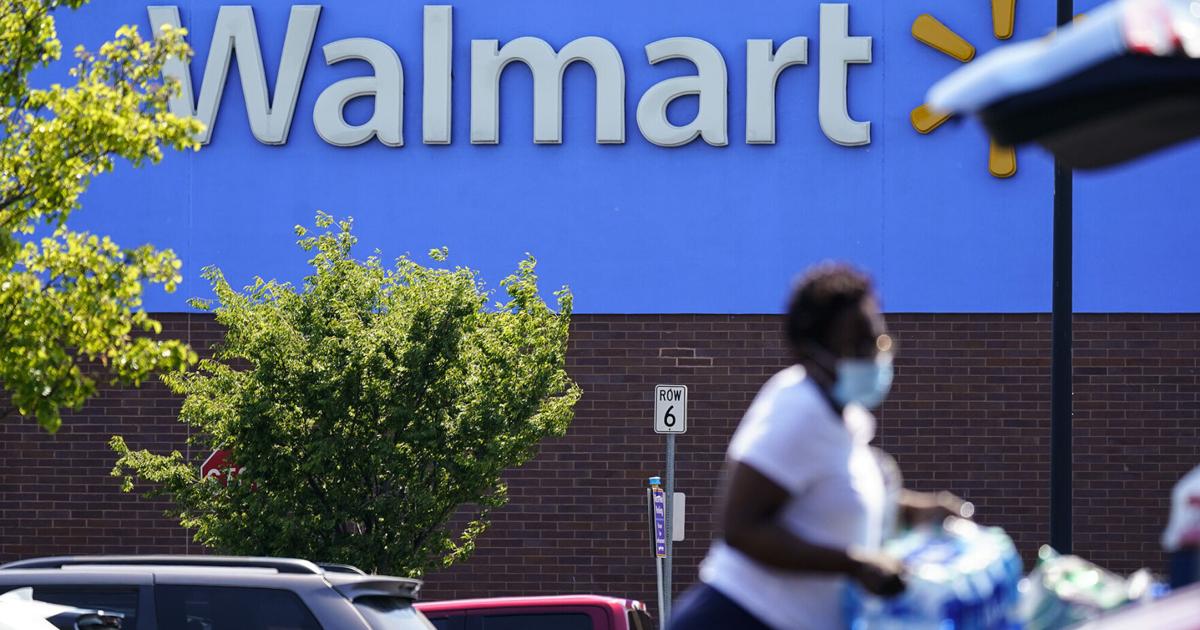 Walmart profits, sales rolled in 2024, but challenges ahead this year | Business Walmart profits, sales rolled in 2024, but challenges ahead this year | Business