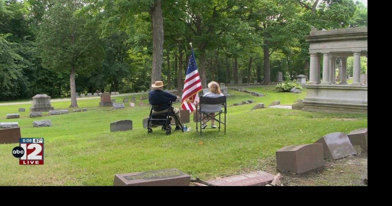 'Dining with the Dead' occurring at Glenwood Cemetery in Flint | Video ...