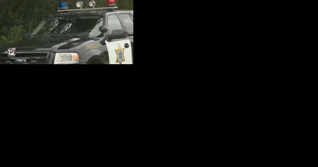 Pedestrian hit and killed on M-57 in western Saginaw County - Vimarsana News