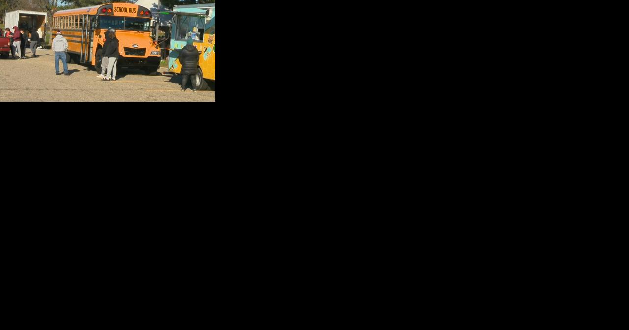 Community helps Stuff a Bus Saturday in Grand Blanc - Vimarsana News