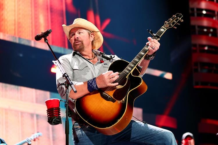 Country singer Toby Keith dies at 62 after battle with stomach cancer |  Entertainment | abc12.com