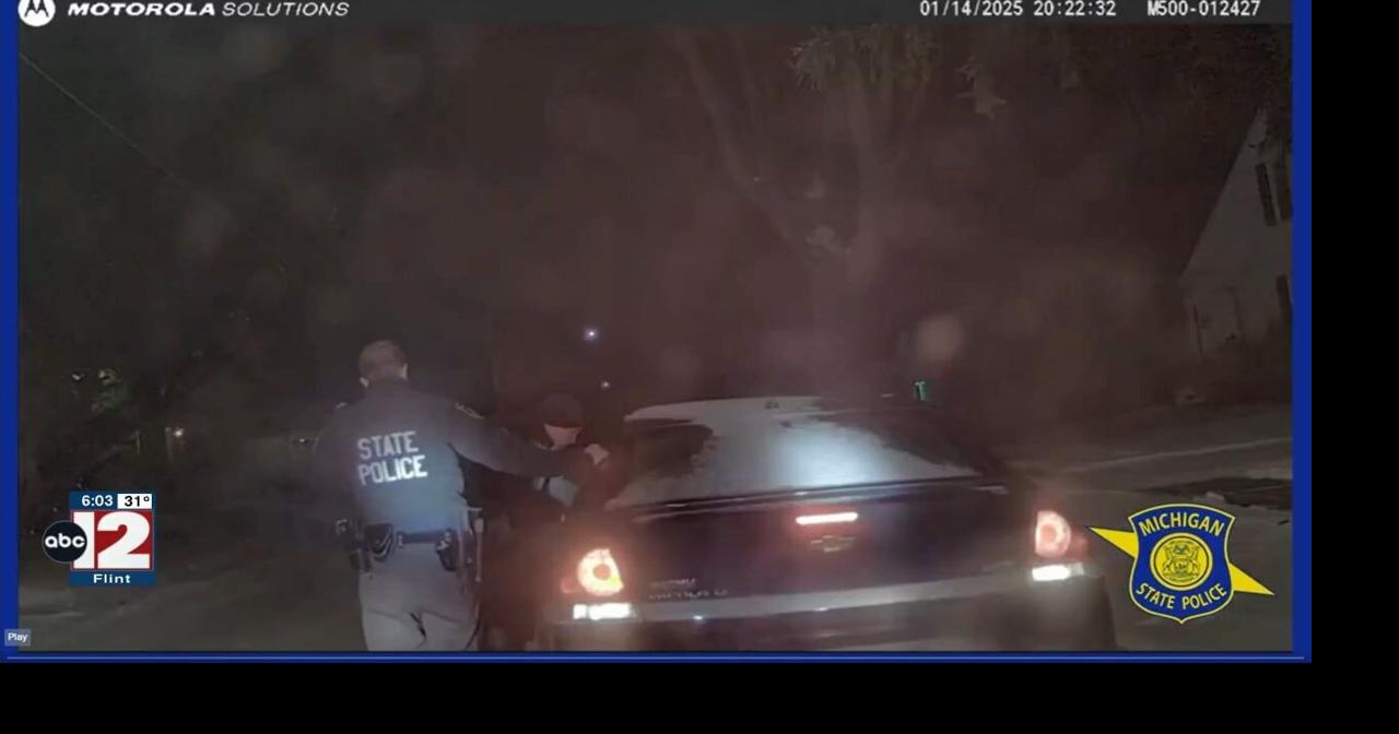 Driver accused of dragging state trooper in Saginaw faces charges ...