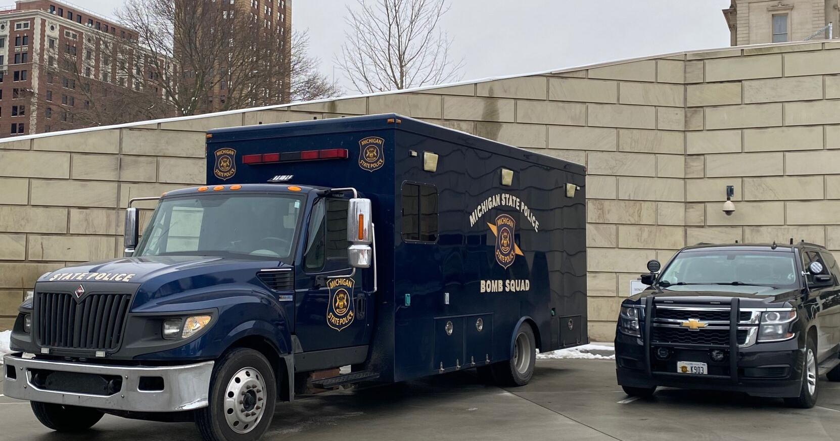 Midland neighborhood evacuated during bomb squad investigation - Vimarsana News