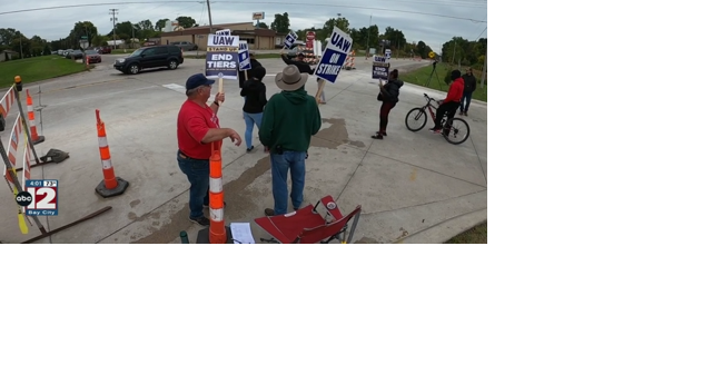 Monday at the picket lines in Burton and Swartz Creek brings memories from 2019 - Vimarsana News