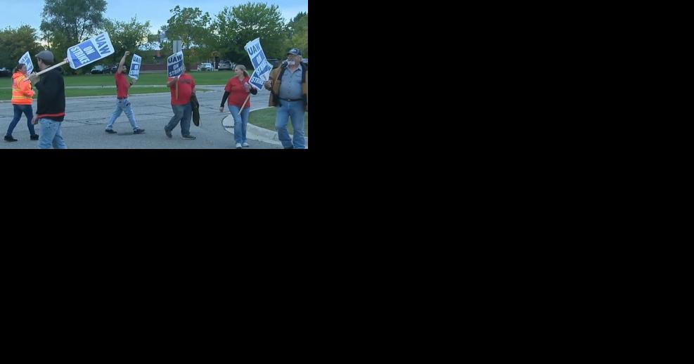 UAW expands strike to include GM and Ford assembly plants - Vimarsana News