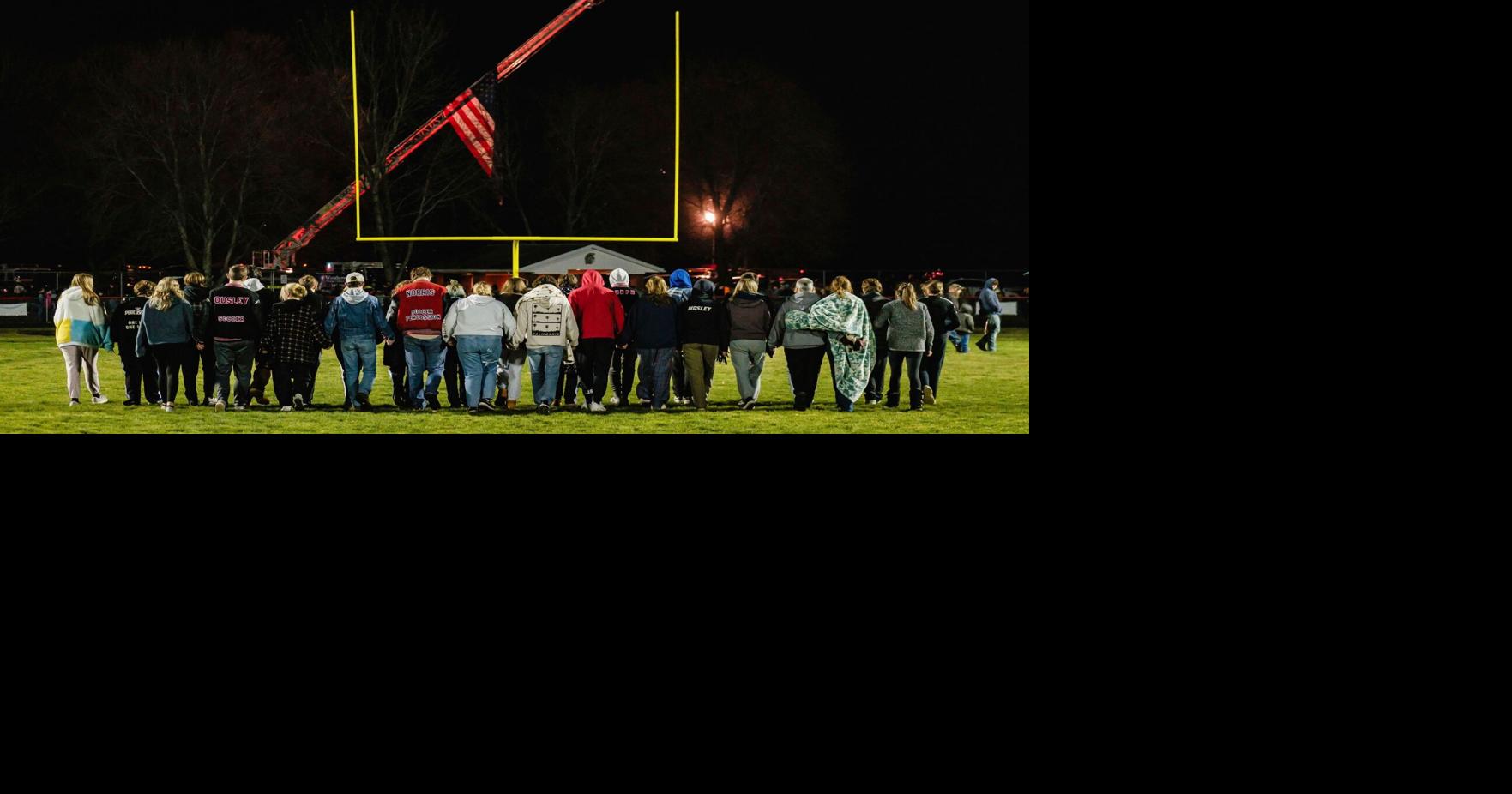 Ohio high school mourns band members, parents and teacher killed in ...