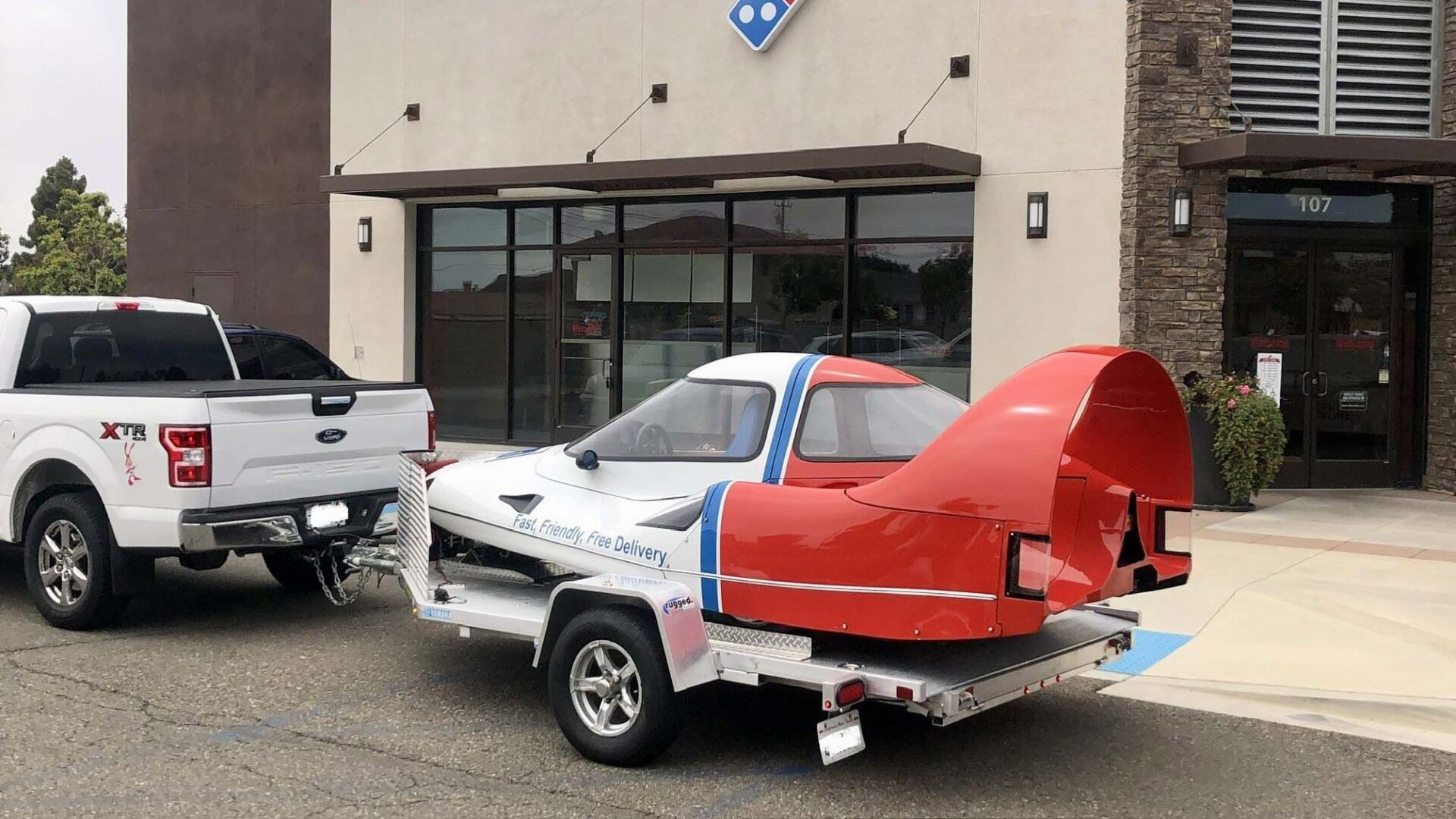 1980s Domino's delivery car that looks like a spaceship is for