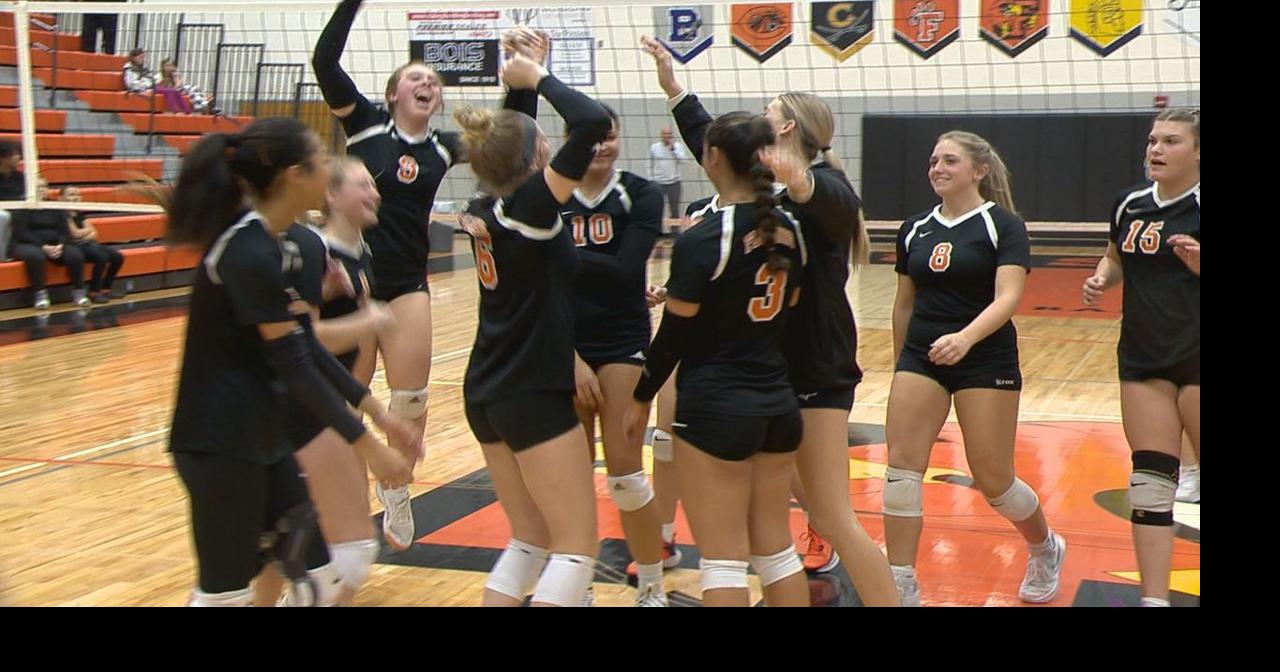 HS Volleyball D1 District Semifinal Flushing sweeps past Carman