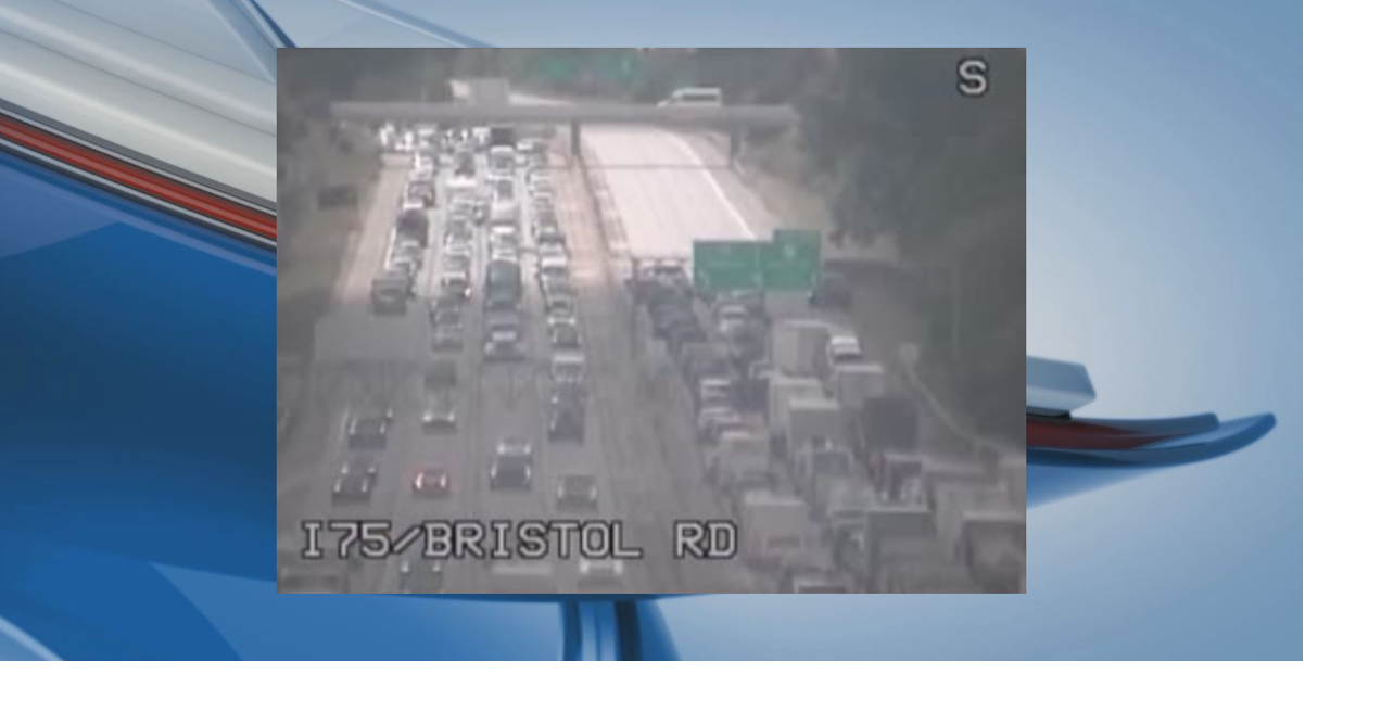 Southbound I-75 closed after Bristol Rd. because of a crash