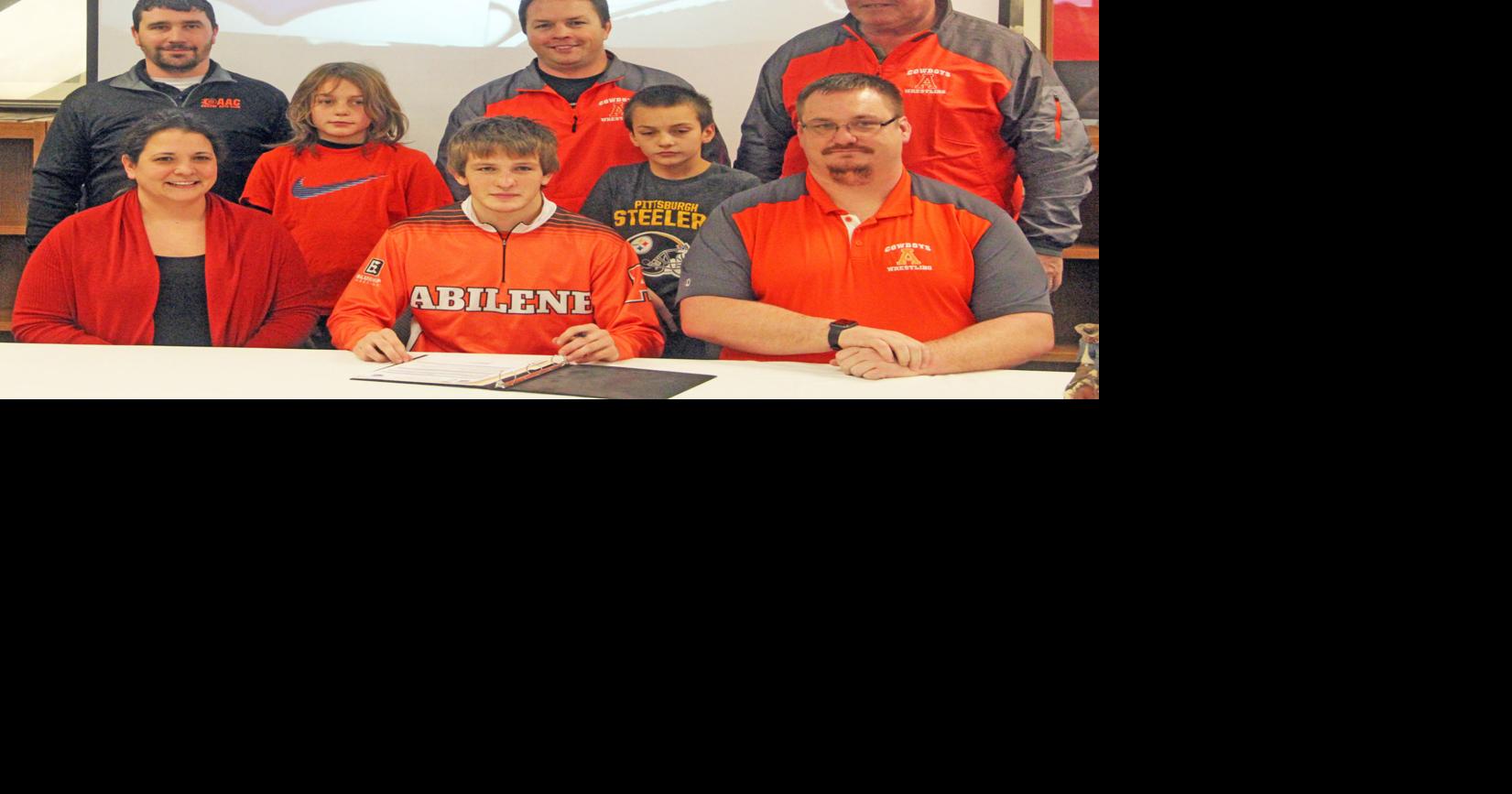 Trevor Casteel signs with Otero Junior College Sports