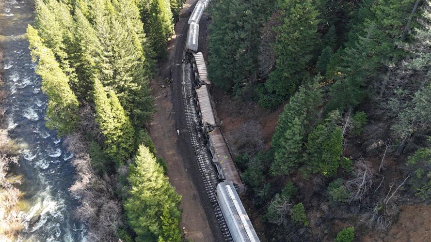 Cantera Loop Cantara Loop Train Derailment - Photo Collection | | actionnewsnow.com