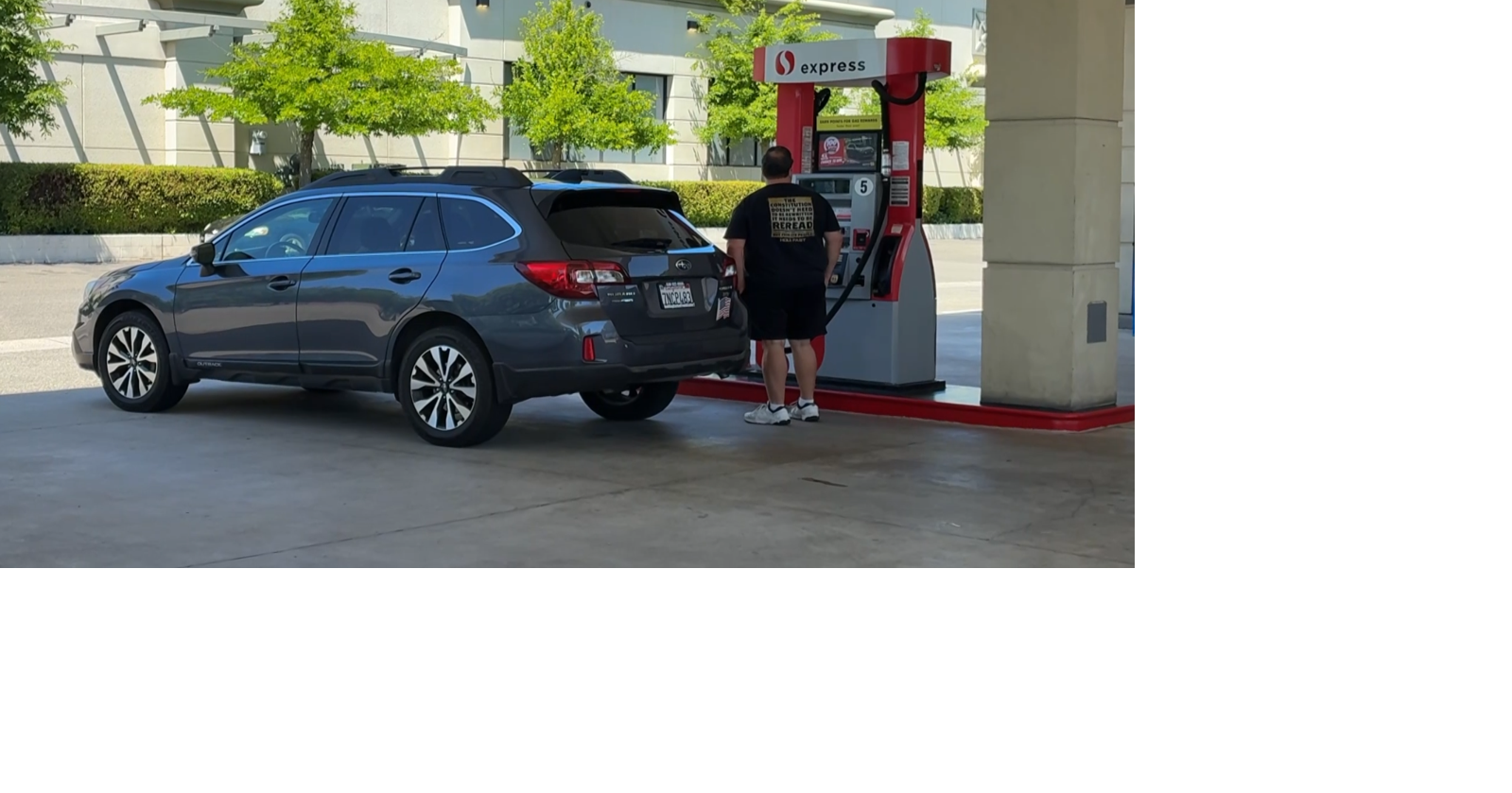 Average price for a gallon of regular gasoline surpasses six dollars in California