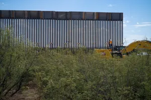 Border Wall Construction Initiated in Texas’s Big Bend Region Under Trump Administration