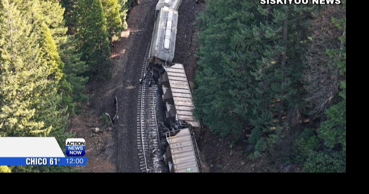 Grain-laden train cars tip over at Cantara Loop in Dunsmuir | Video ...