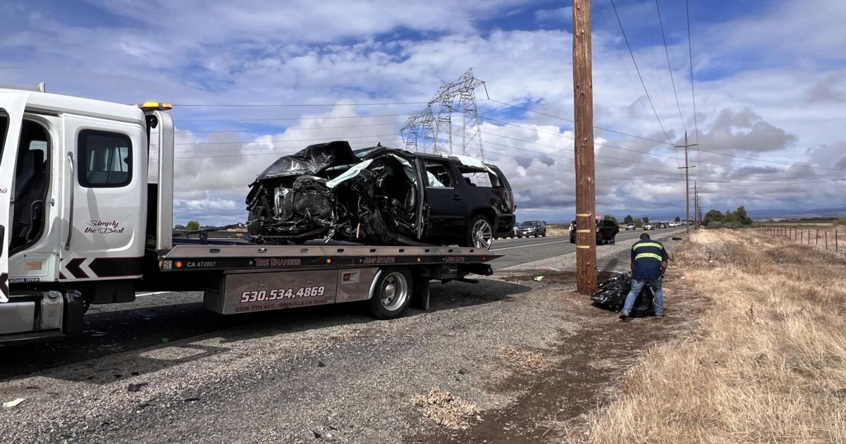 1 dead, 1 taken to hospital following 2car crash on Highway 99 News 1 dead, 1 taken to hospital following 2car crash on Highway 99 News