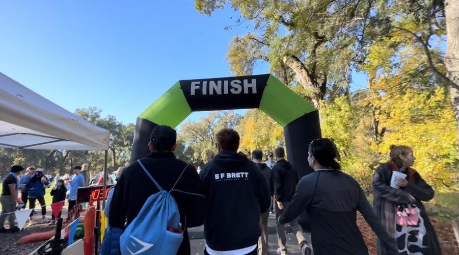 Hundreds line up for the 18th annual Run for Food Thanksgiving event