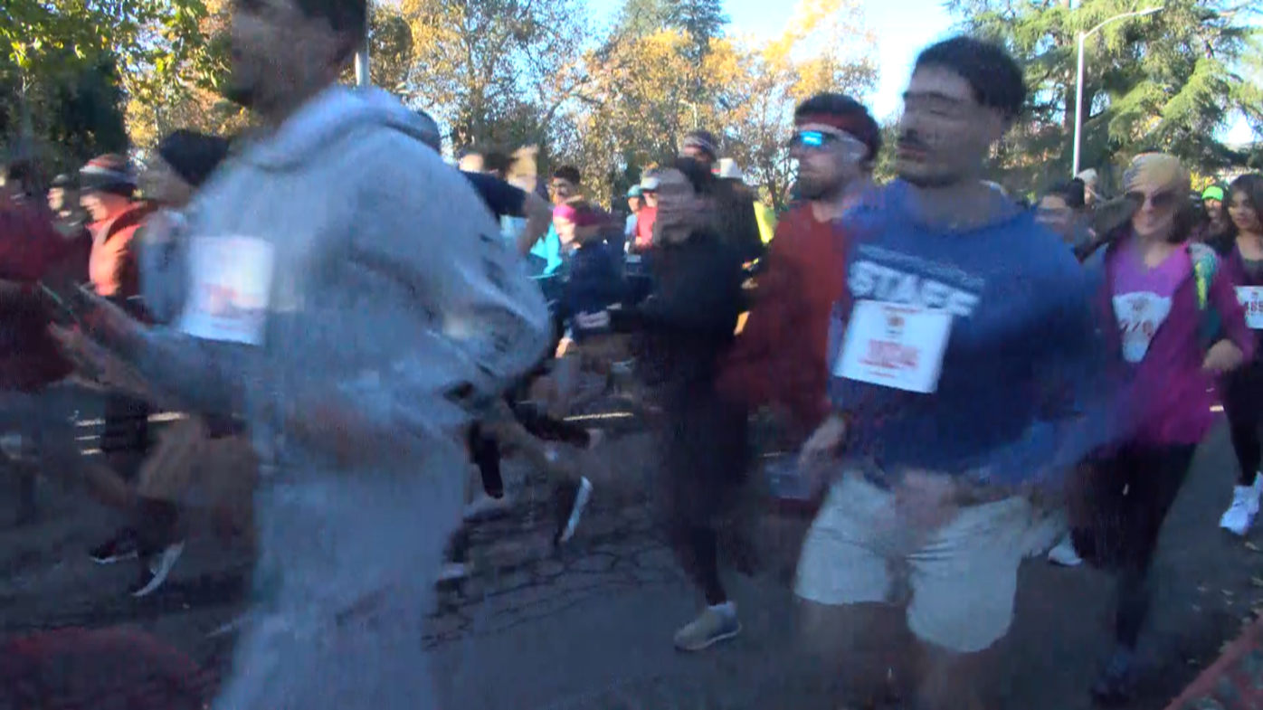 Thousands gather in Redding for annual Turkey Trot | News |  actionnewsnow.com